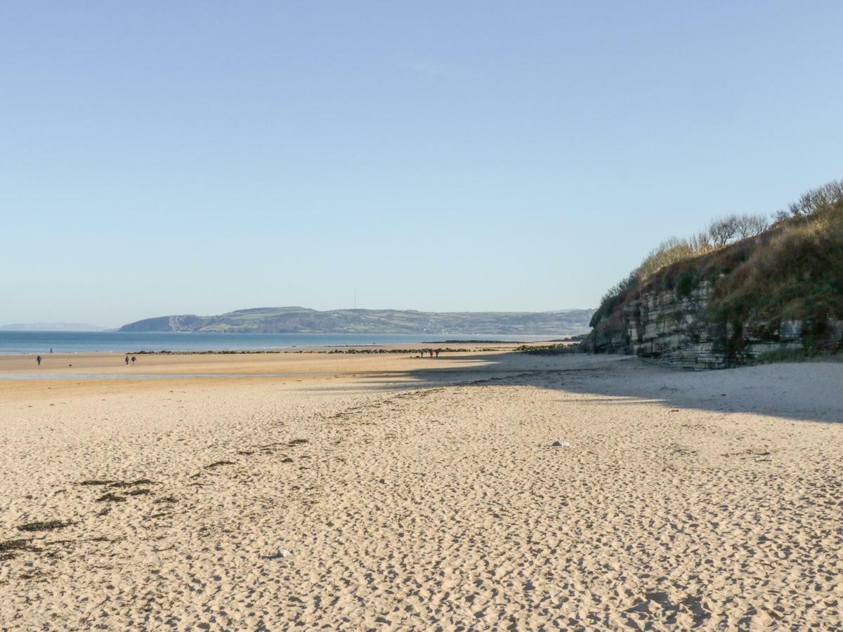 Cororion Cottage Benllech Eksteriør bilde